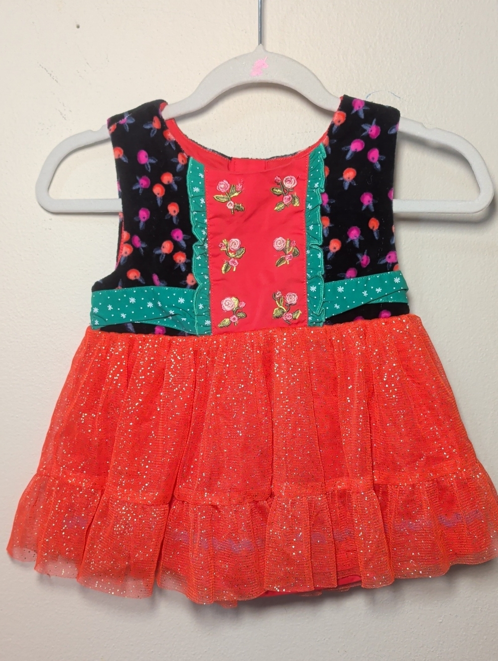 Matilda Jane Caroling Away Holiday Tunic Embroidered Top Tulle Skirt Girl Size 2